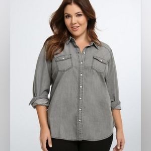 Taylor Medium Wash Denim Button-Down Shirt (D1)